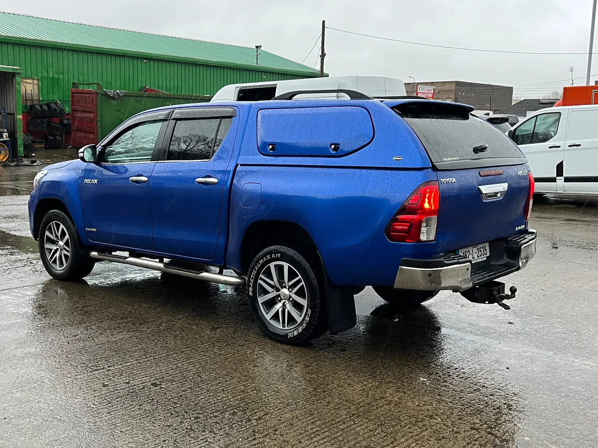 2016 TOYOTA HILUX INVINCIBLE AUTO - Image 4