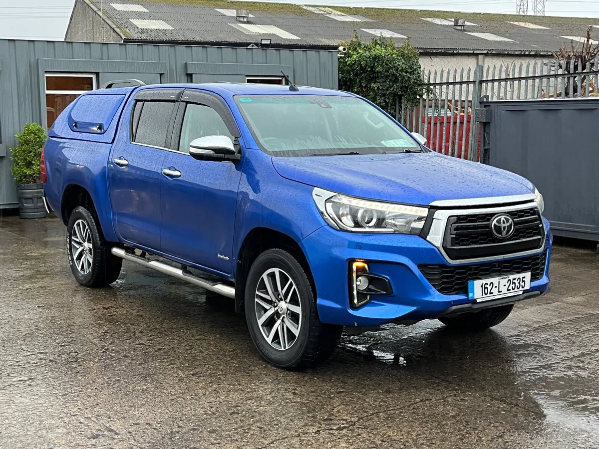2016 TOYOTA HILUX INVINCIBLE AUTO - Image 1