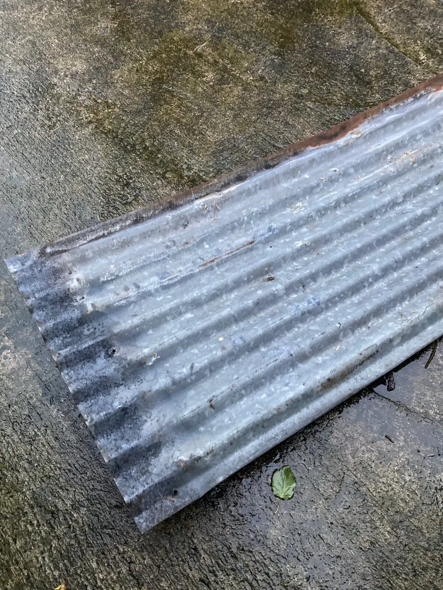 50 sheets of 9ft round Tin - Image 2