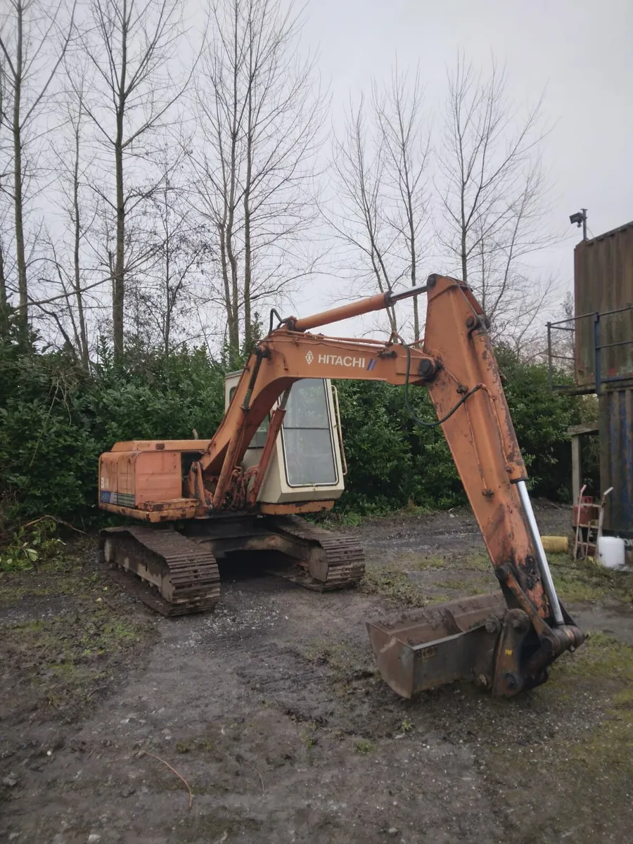 Hitachi Digger - Image 1