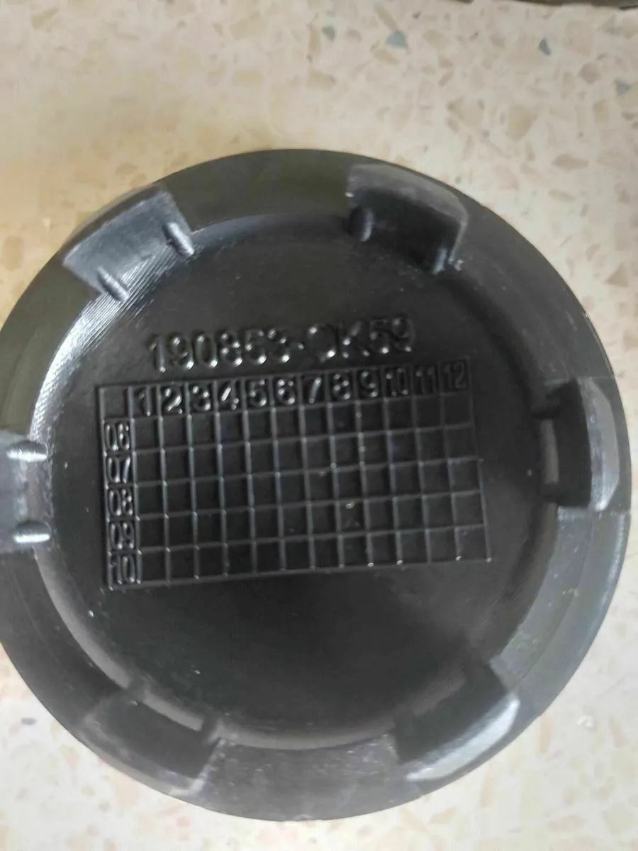 Subaru STI Centre Caps (59mm) FREE POST - Image 2