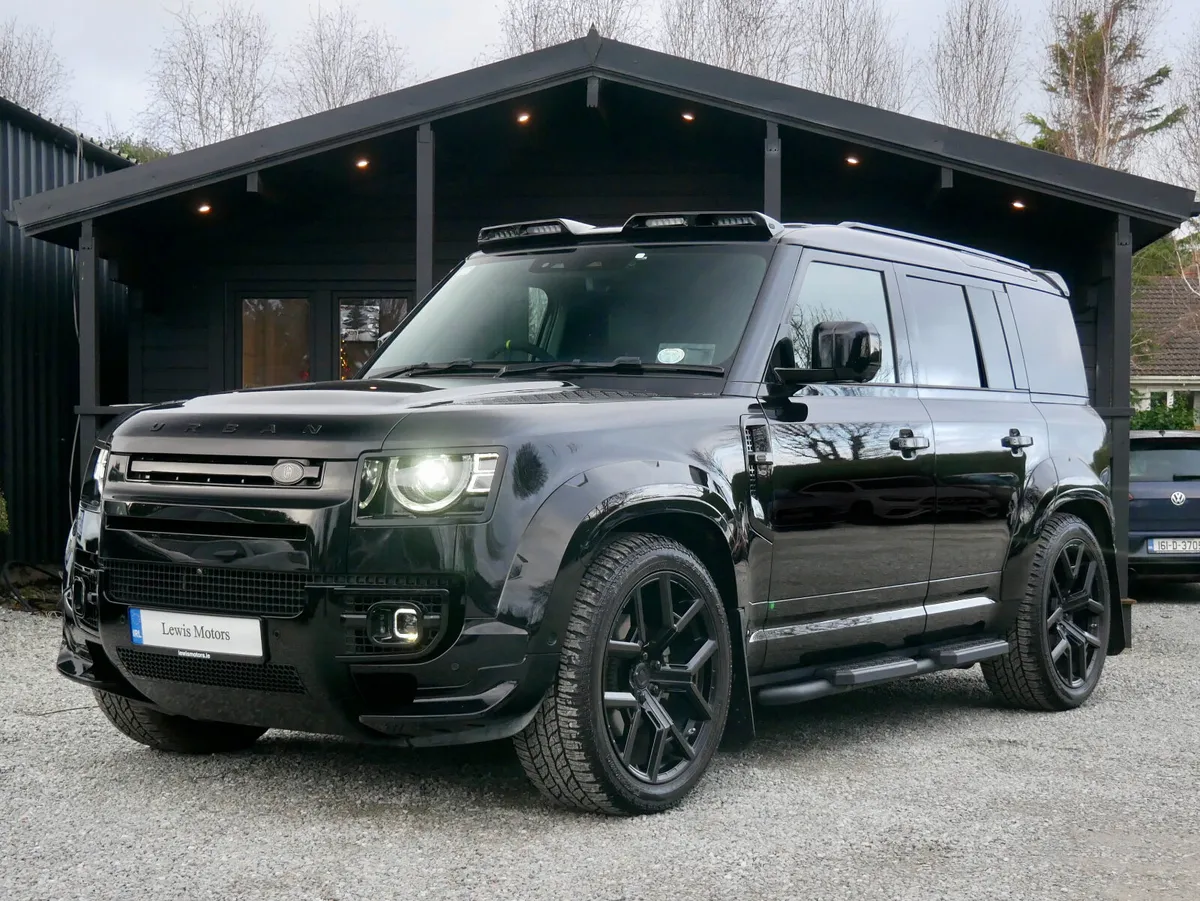 2024 Land Rover Defender Commercial (PRICE EX VAT) - Image 3