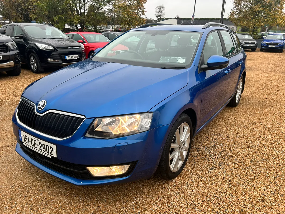 Skoda Octavia elegance estate - Image 3