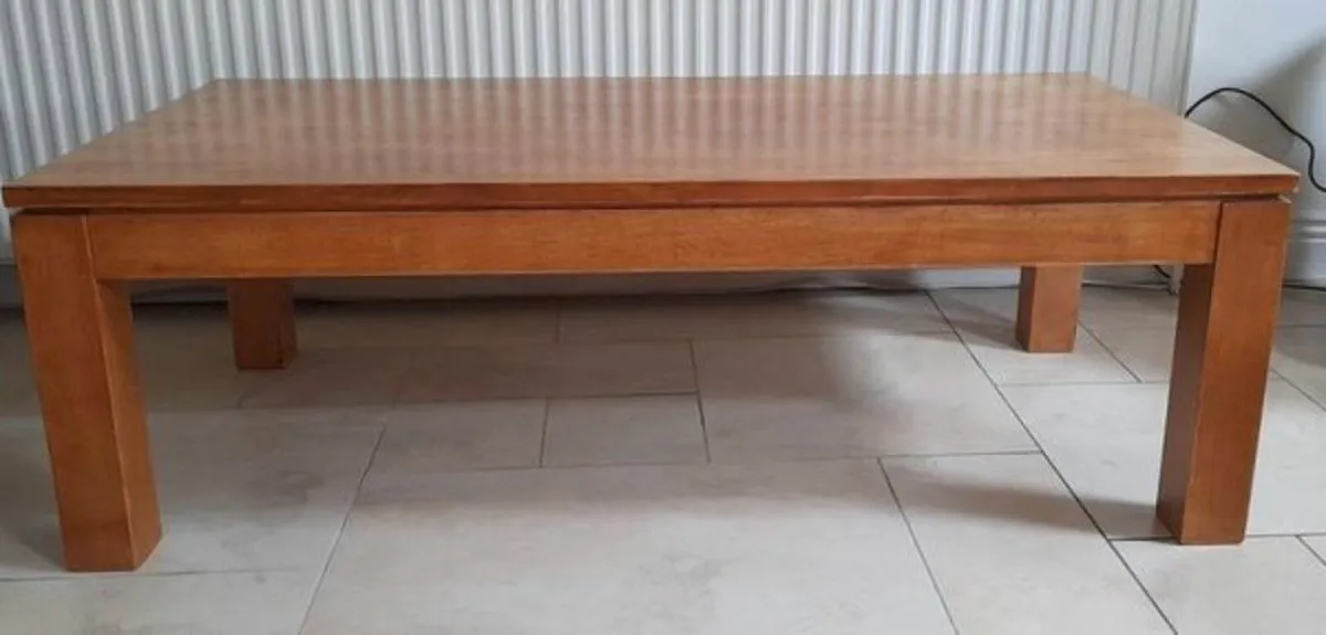 Oak coffee table - Image 1
