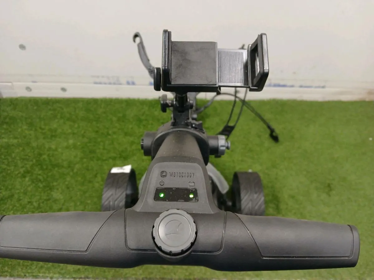 New Motocaddy SE including free accessories - Image 3