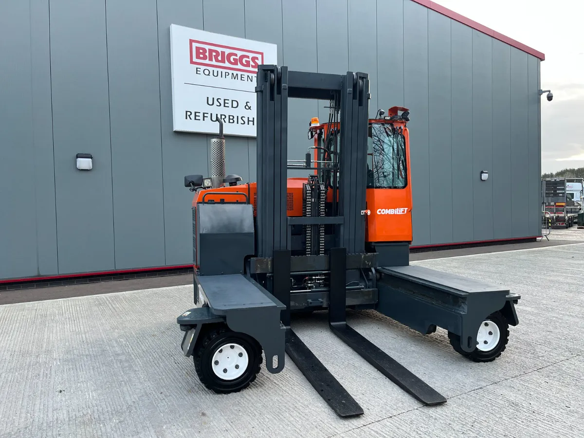 [1] 2019 Combilift C8000 Forklift - Image 1