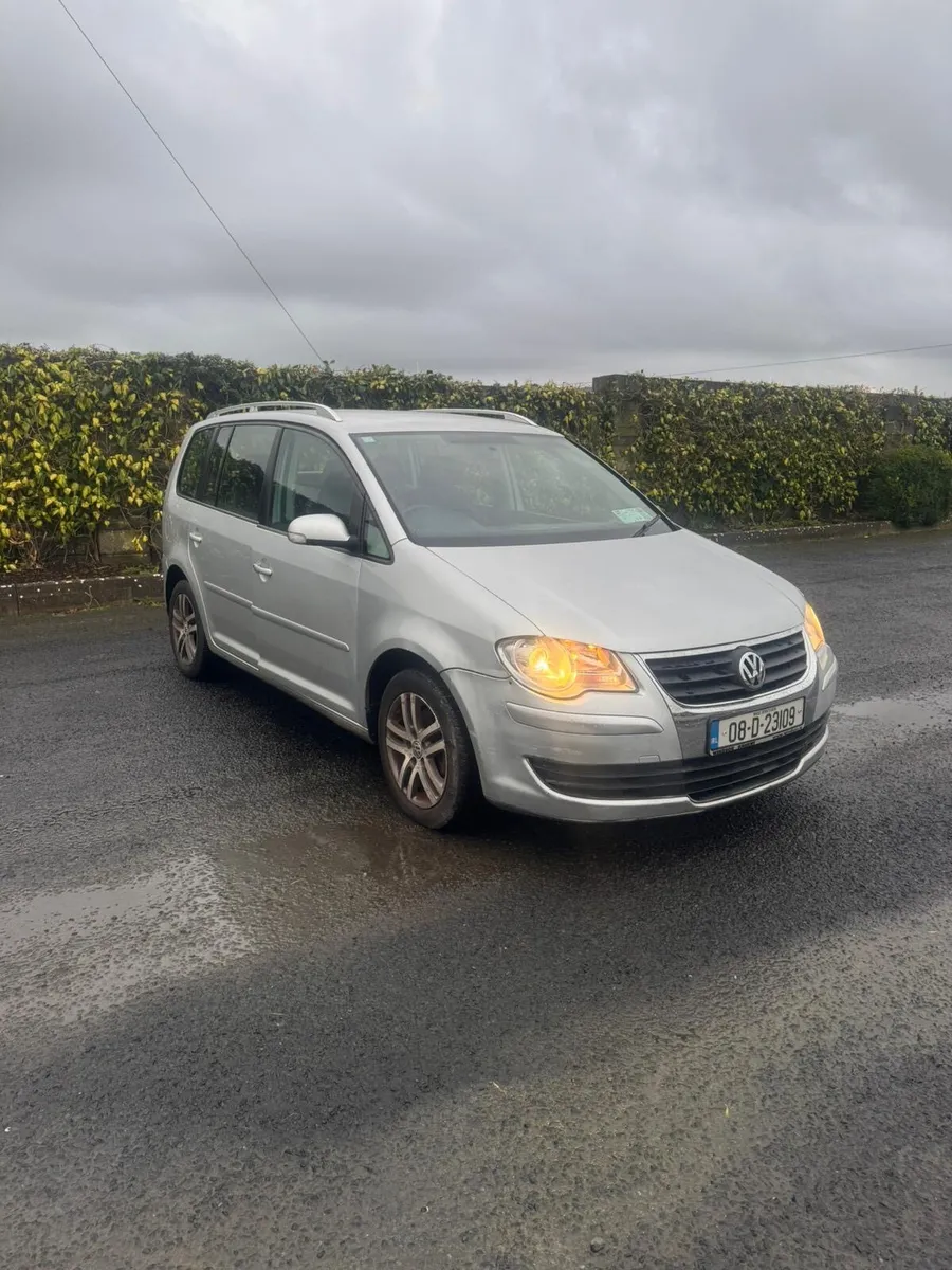 2008 Volkswagen Touran 7 Seater For Sale - Image 2