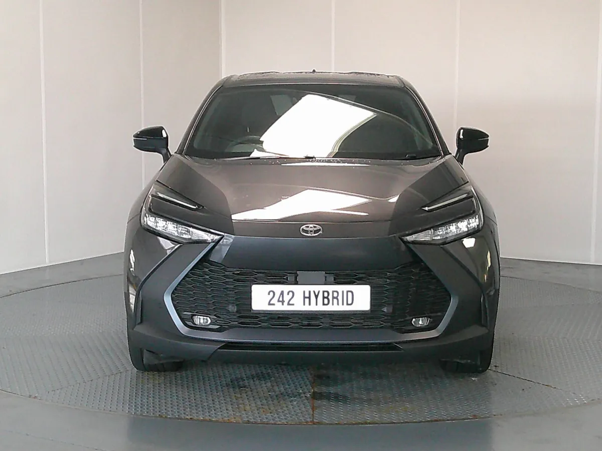 Toyota C-HR 2024 - Image 2