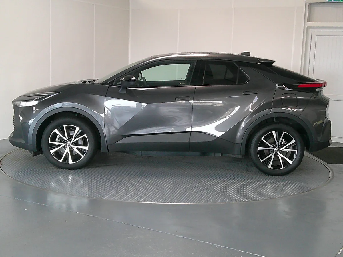 Toyota C-HR 2024 - Image 4