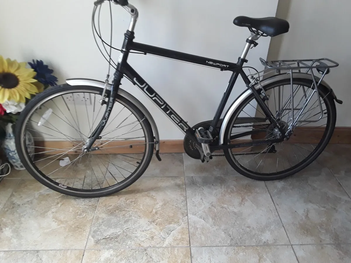 Jupiter Newport gents hybrid bike 21 gears - Image 3