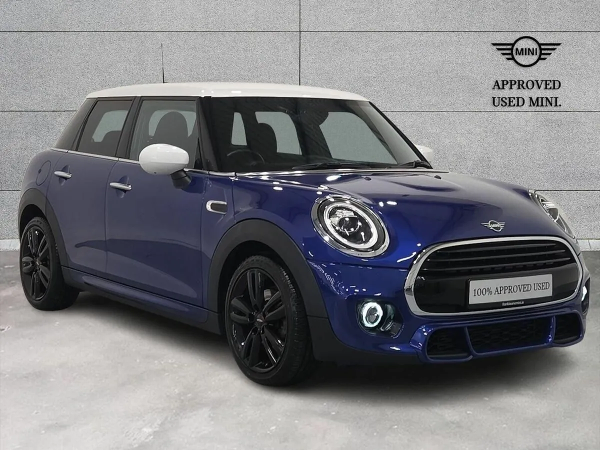 Mini Cooper 5-Door Cooper Sport - Image 1