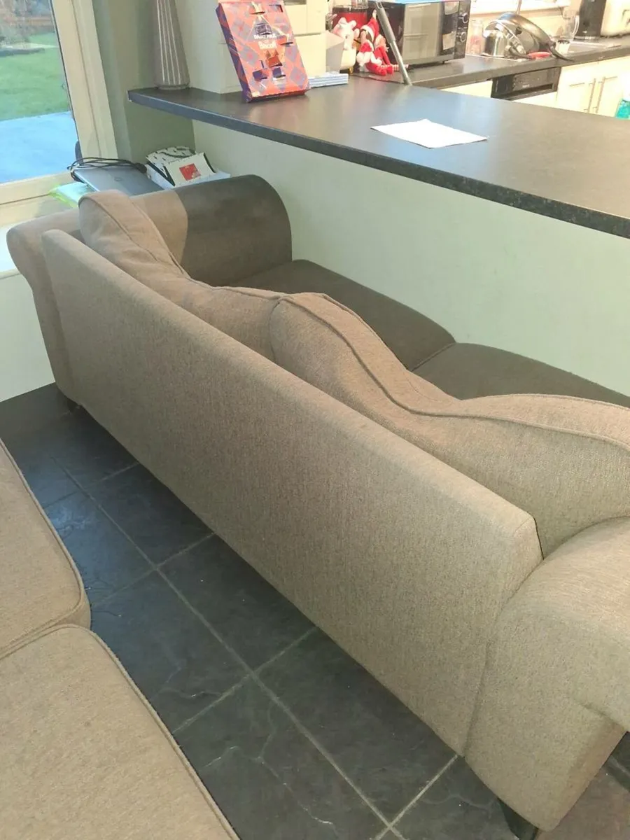 2 x 3 seater couch €200 - Image 3