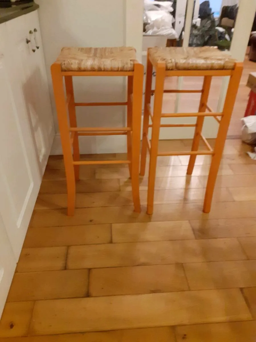 High stools - Image 1