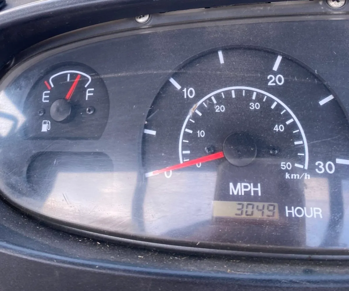 Kioti Mechron 2200 - Image 3