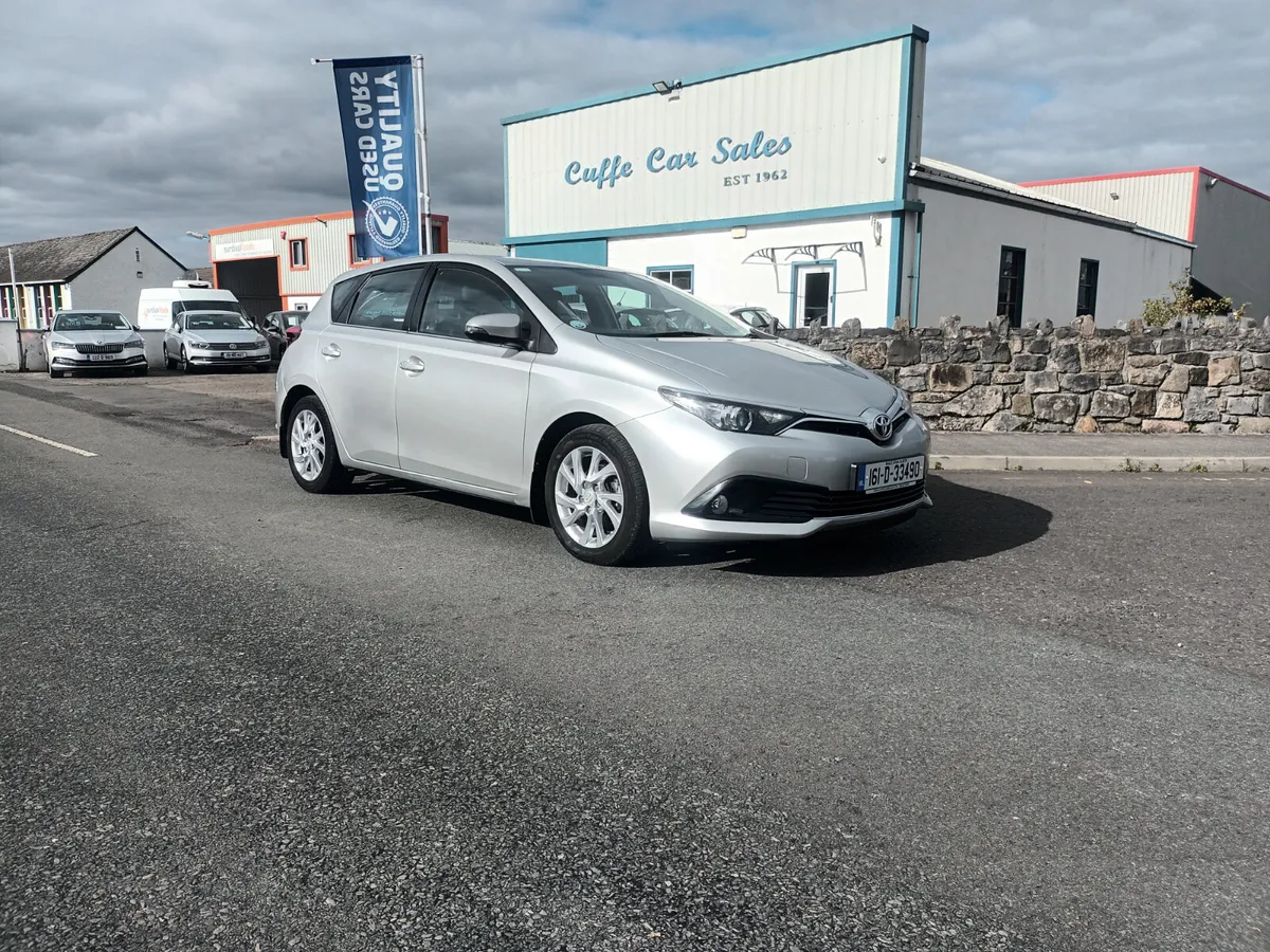 2016 Toyota Auris 1.4 D-4D (90) 5Dr Luna - Image 1