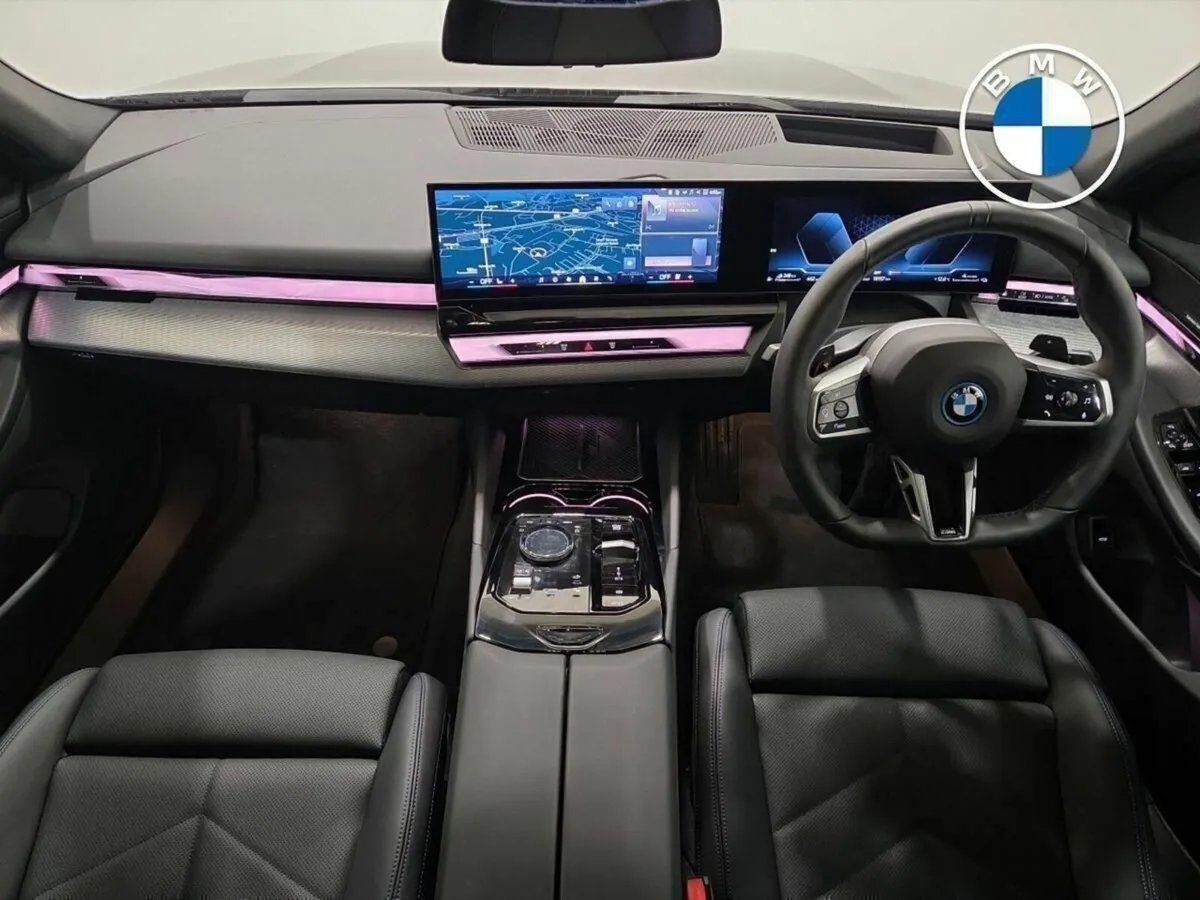 BMW 5-Series 530e M Sport Saloon - Image 4