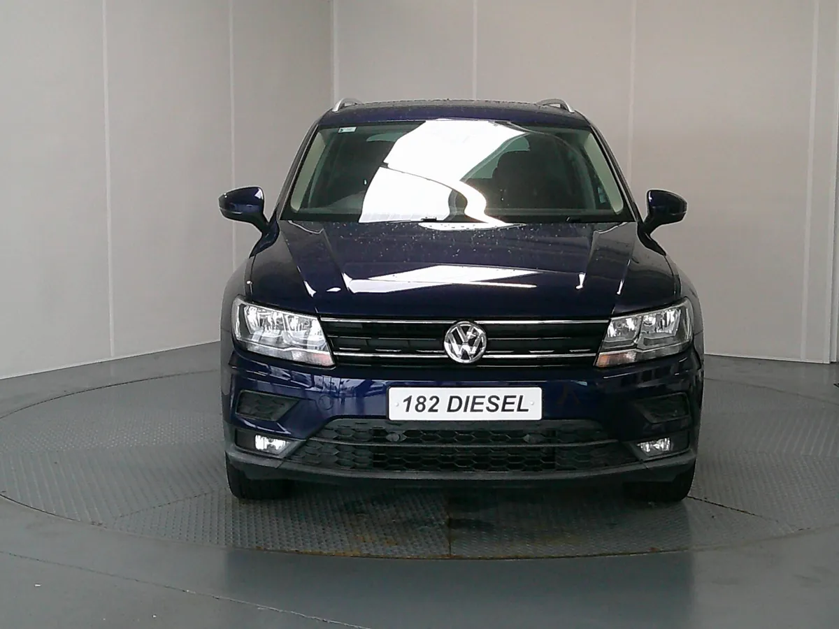 Volkswagen Tiguan 2018 - Image 2