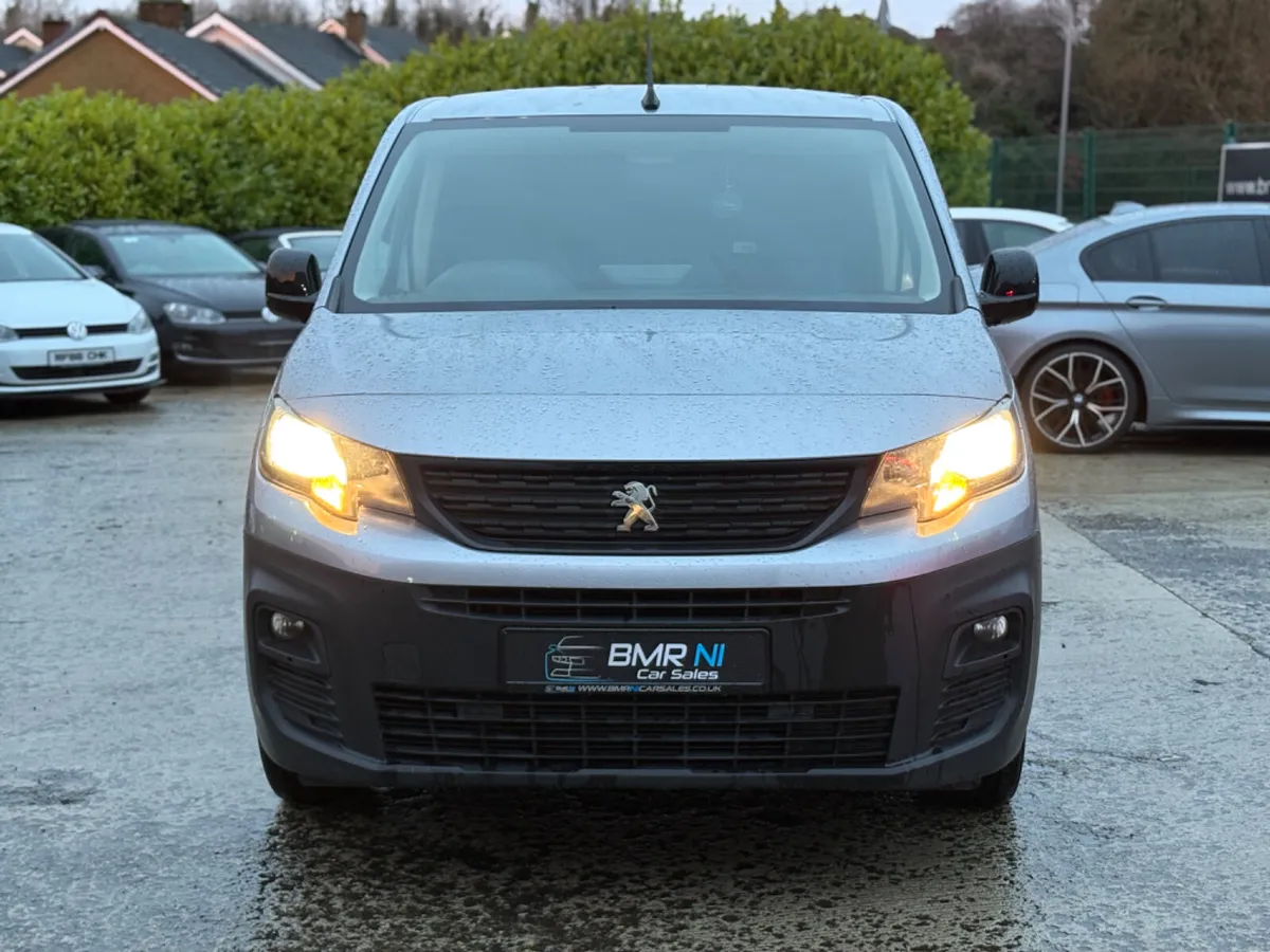 2022  PEUGEOT PARTNER 6 SPEED NEW MODEL - Image 2