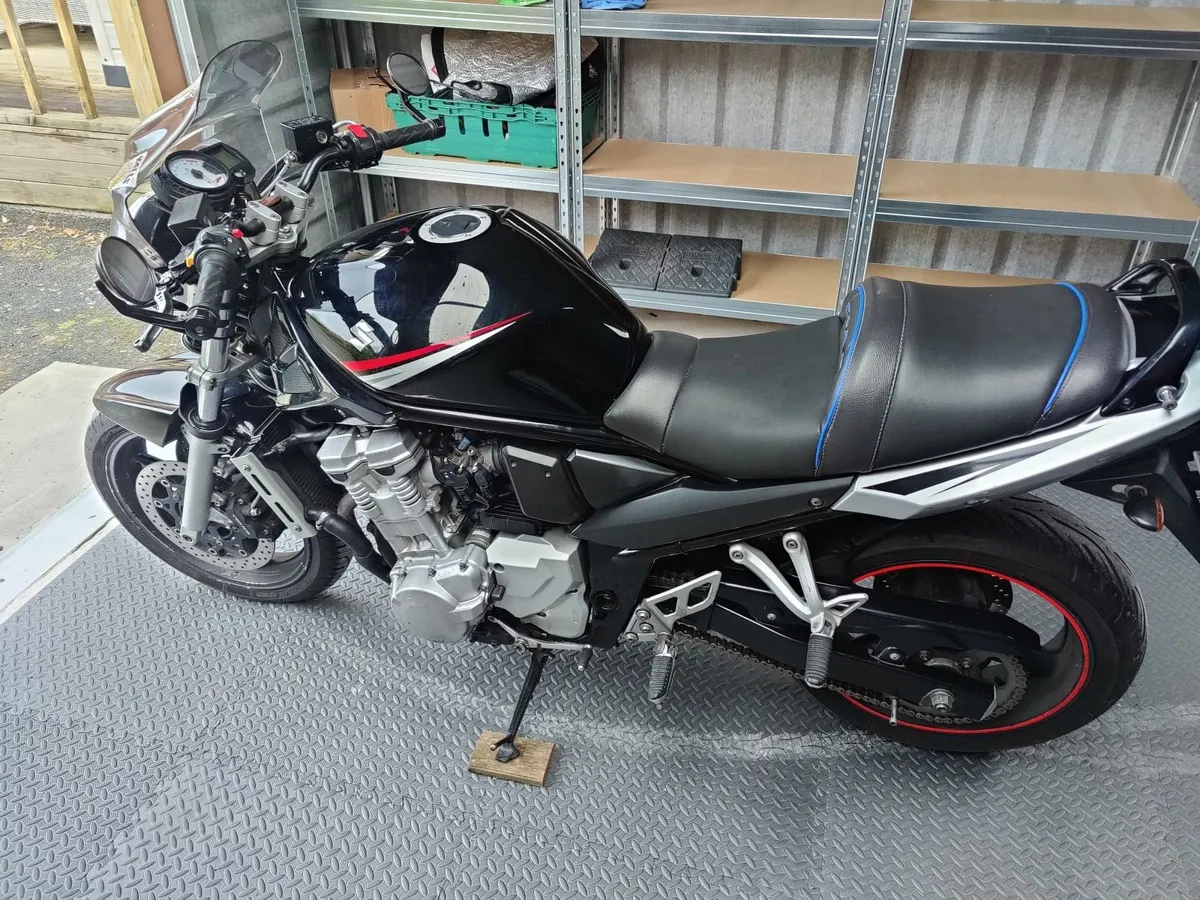 Suzuki Bandit GSF650 2009 - Image 3