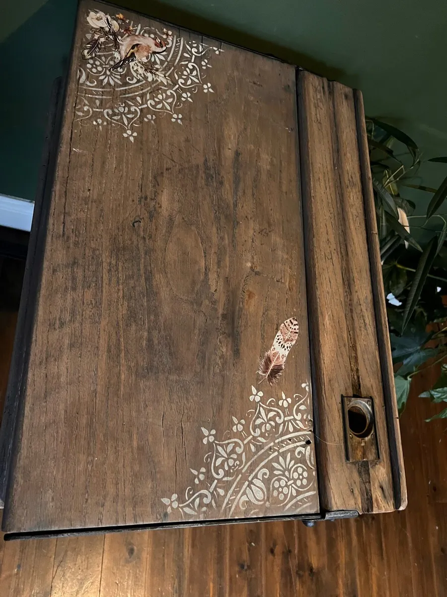 School bench - Image 2