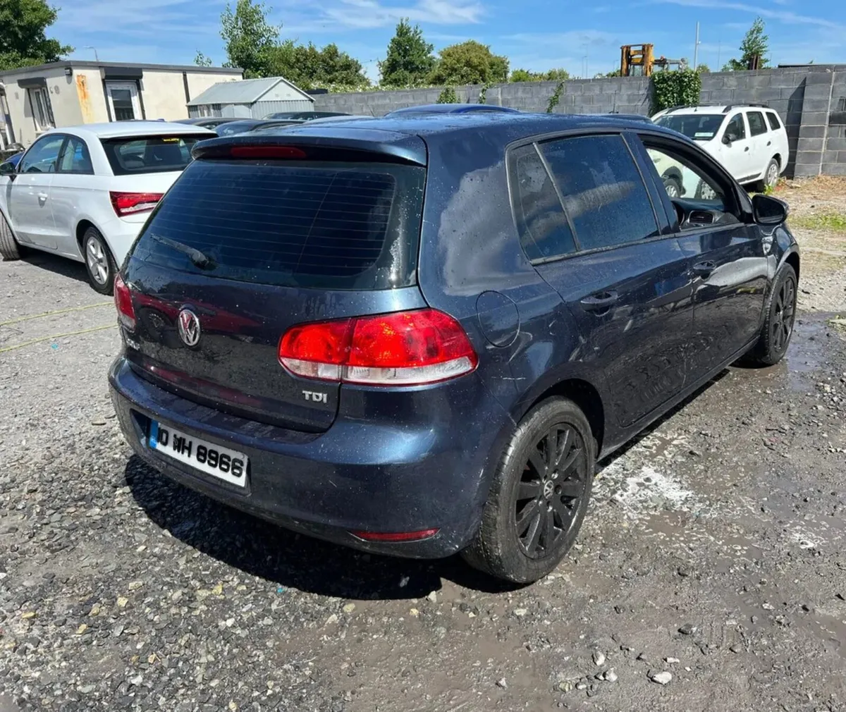 2010 Vw Golf 1.6 Tdi Driving - Image 2