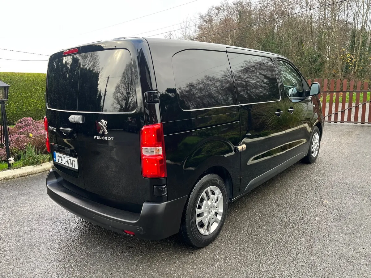212 Peugeot Expert 1.5D 120BHP MWB - Image 4