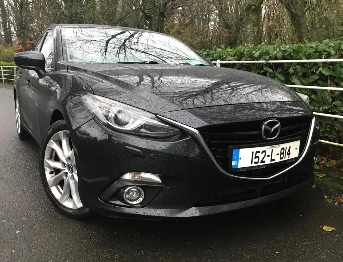 Mazda Mazda3 GT Deluxe Edition Leather Interior - Image 4