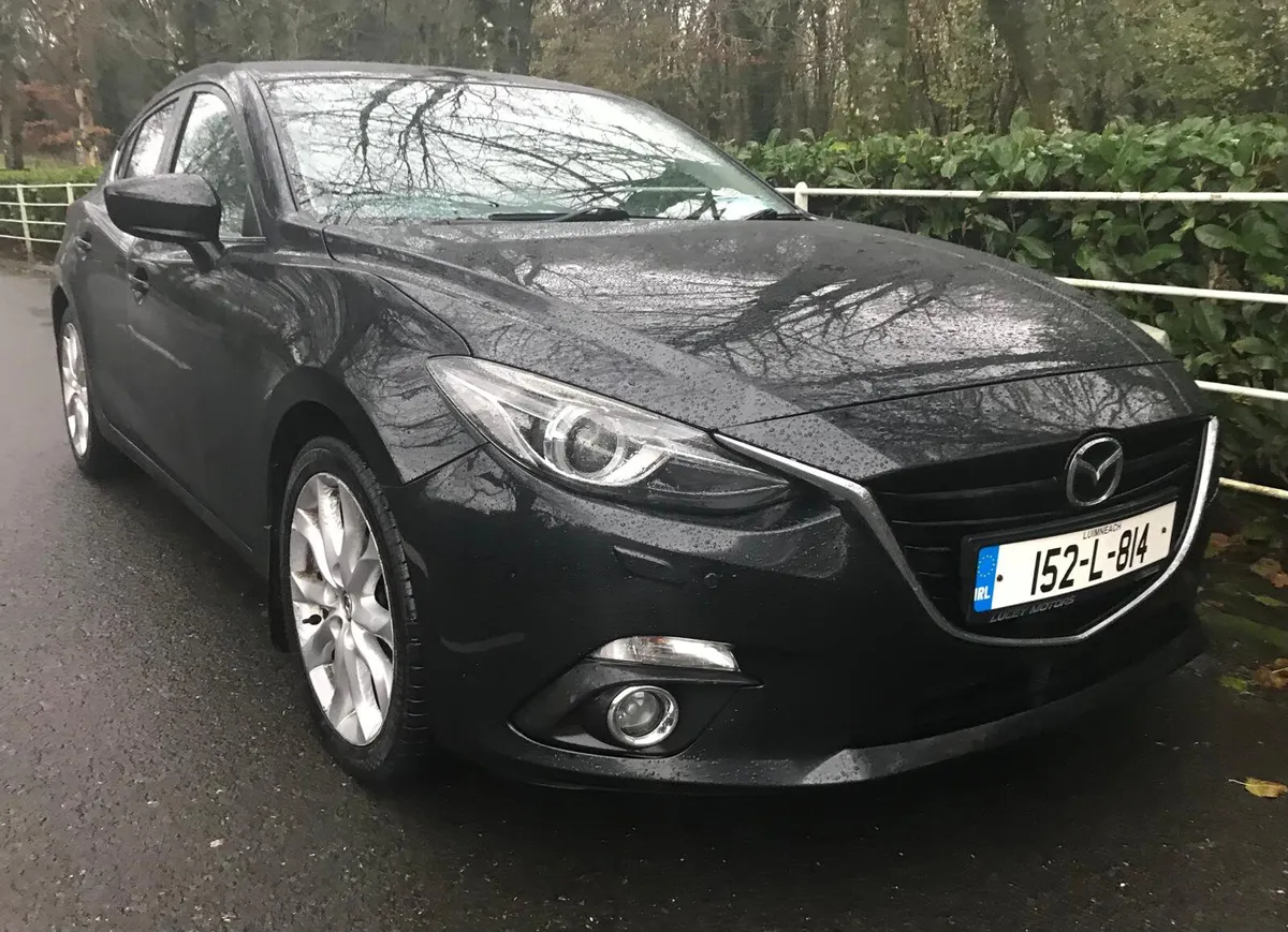 Mazda Mazda3 GT Deluxe Edition Leather Interior - Image 2