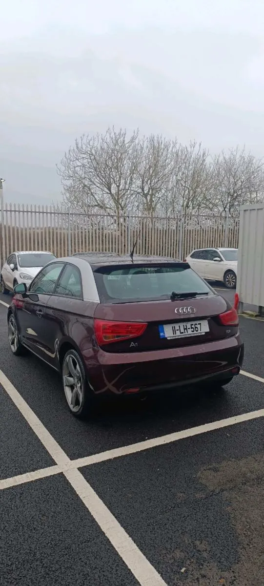 Audi A1 2011 1.6 TDI - Image 4