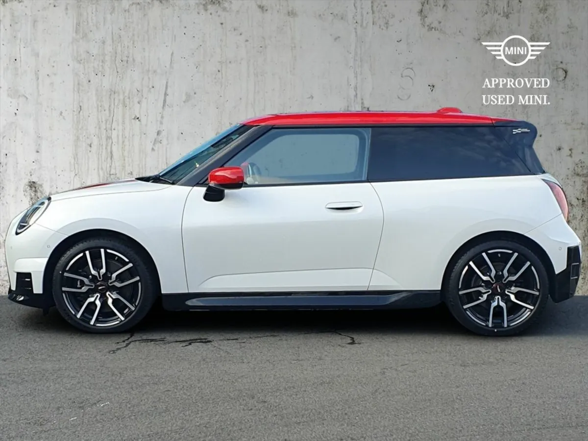 Mini Cooper Cooper E - Image 4