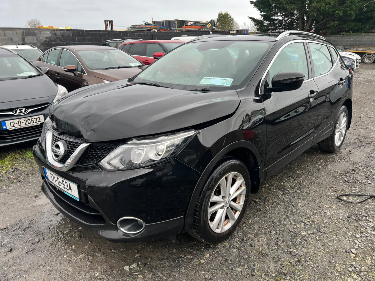 2017 Nissan Qashqai Low milage - Image 1