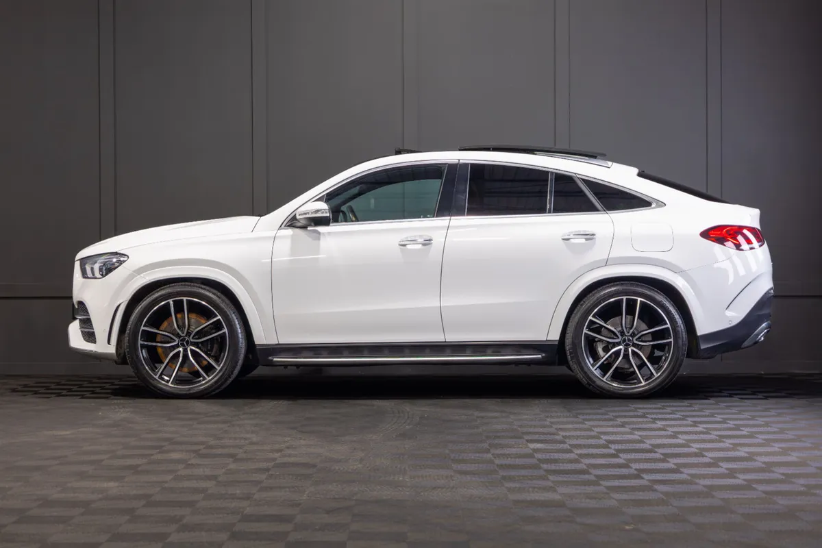 2022 Mercedes-Benz GLE 350de AMG Line - Image 3