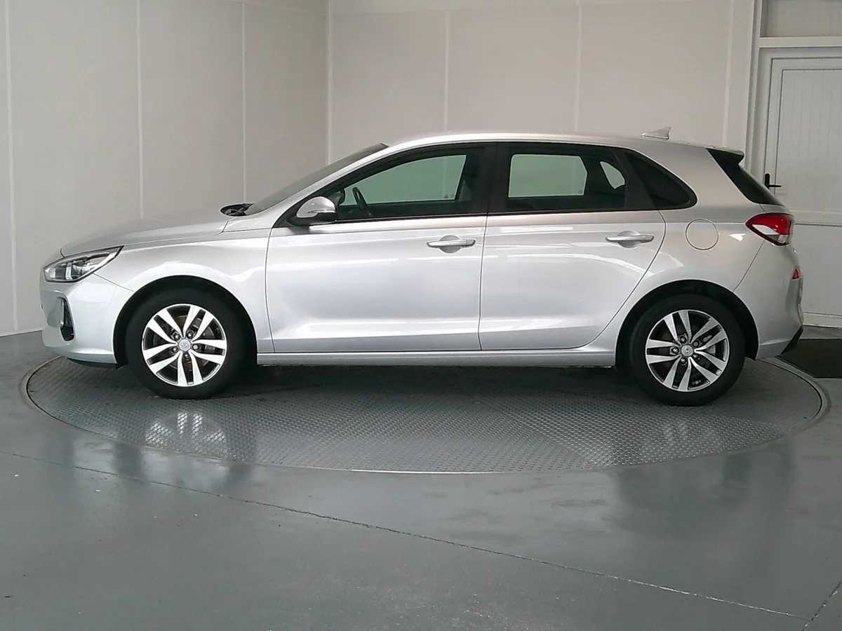 Hyundai i30 2017 - Image 4