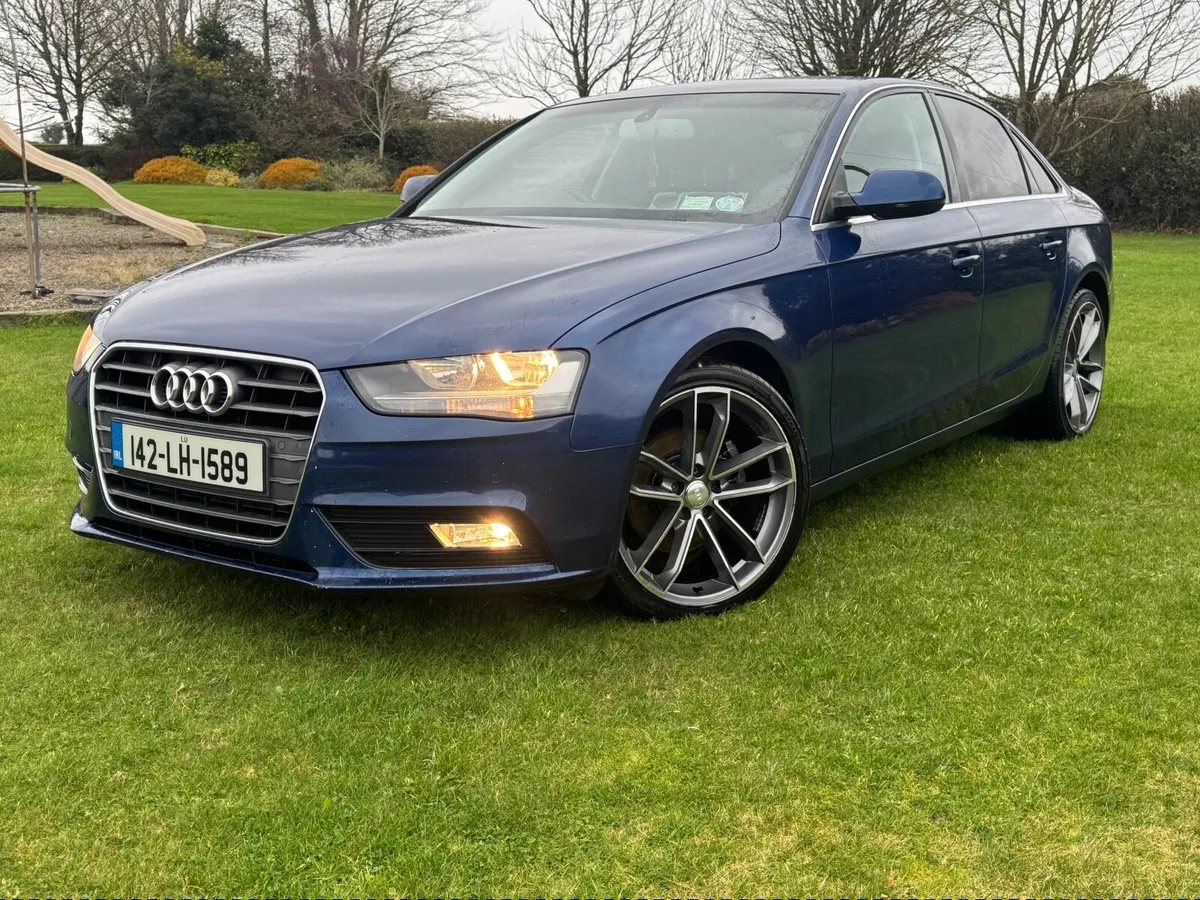 Audi A4 2014 - Image 2