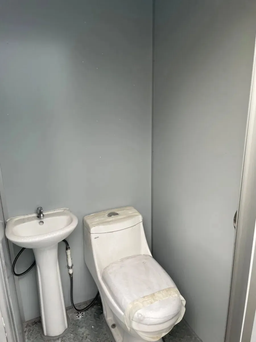 Unisex Toilet Shower units - Image 4