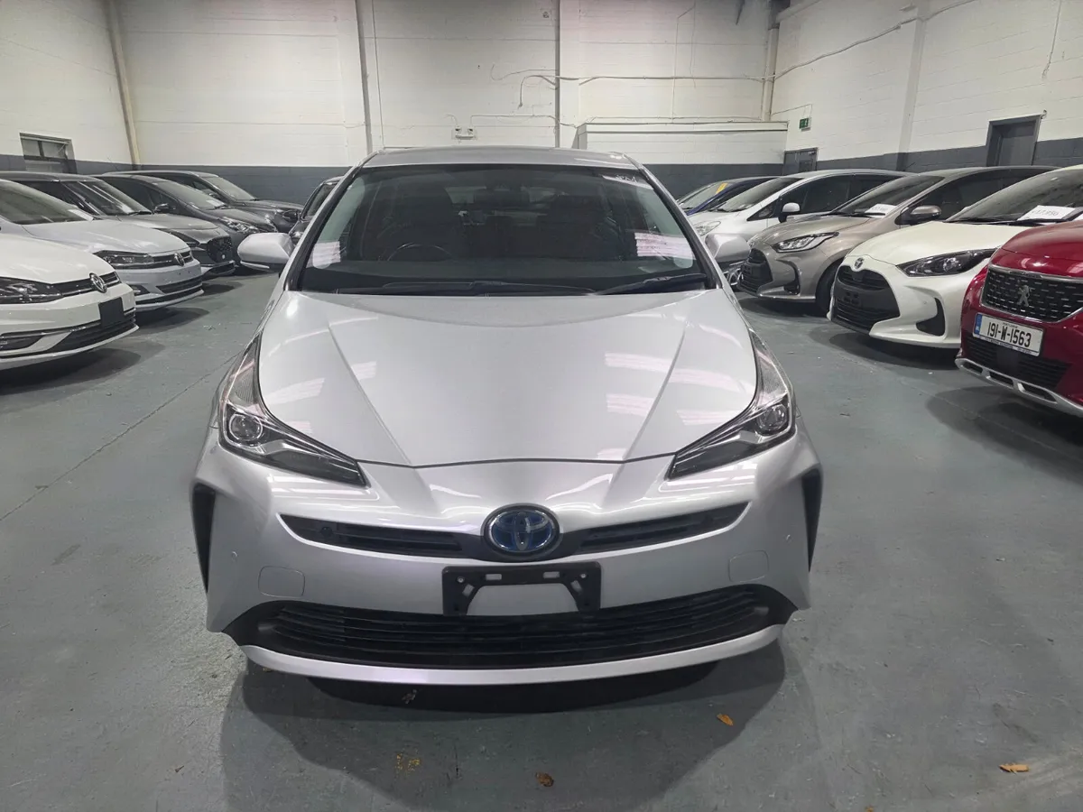 2019 Toyota Prius S Hybrid - Image 2
