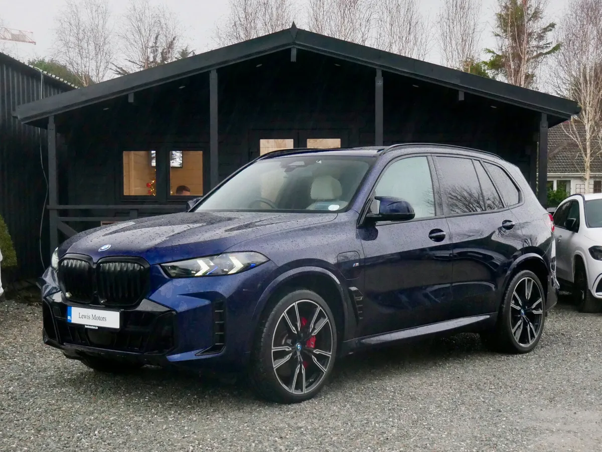 2024 BMW X5 50e M Sport HUGE SPEC - Image 2