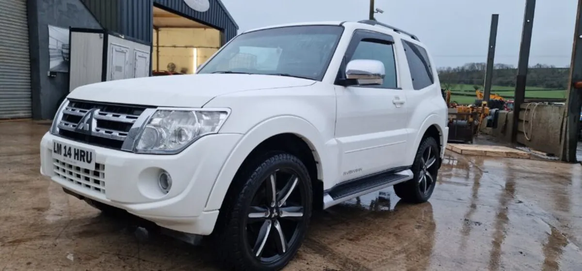 2014 Mitsubishi Shogun 3.2 DI-DC Barbarian Auto - Image 1