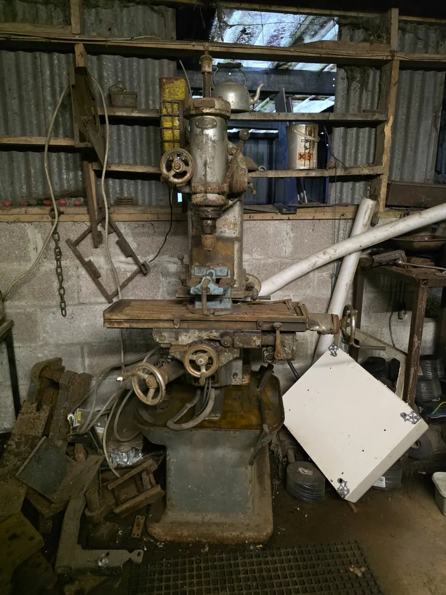 3 Phase Milling Machine - Image 1