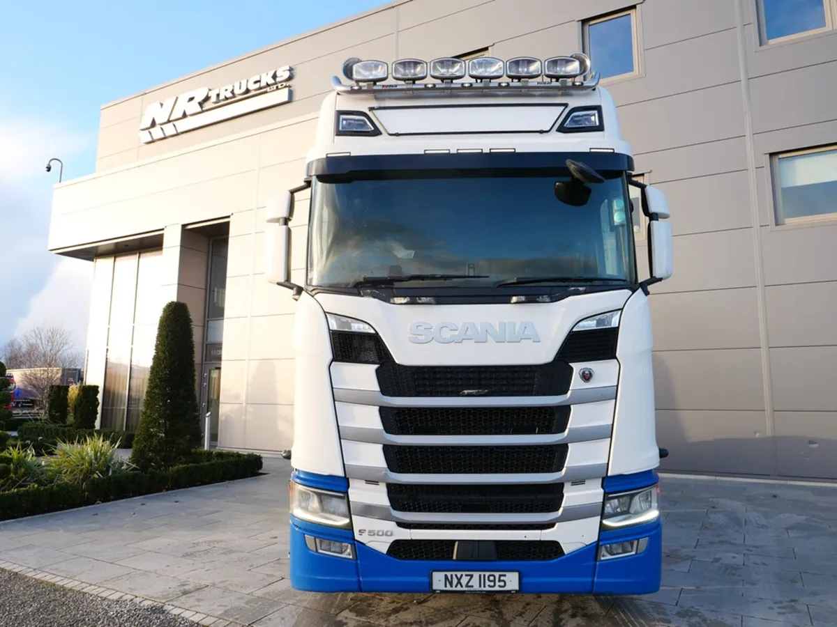 2019 Scania S500 S Cab Highline 6x2 - Image 3
