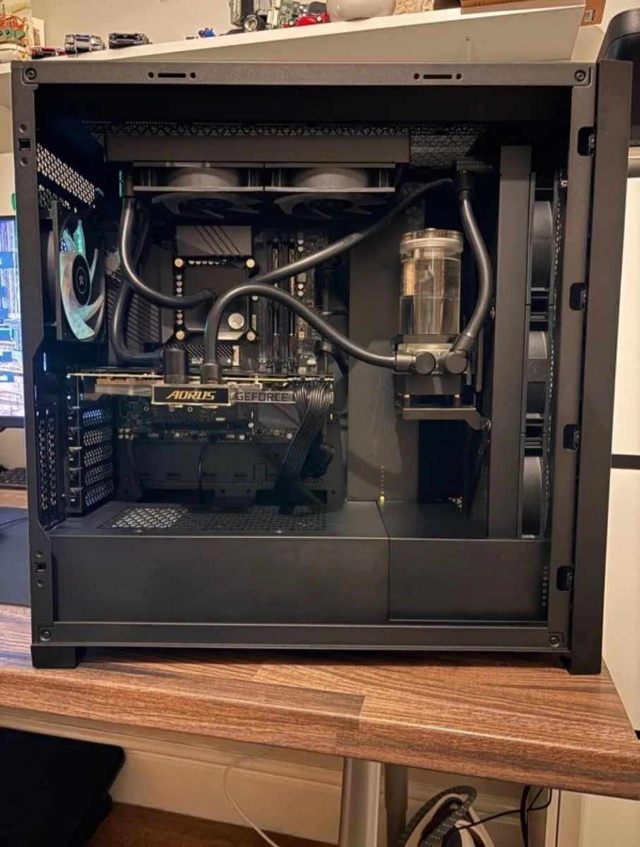 CUSTOM GAMING PC | RTX 3080 | - Image 1