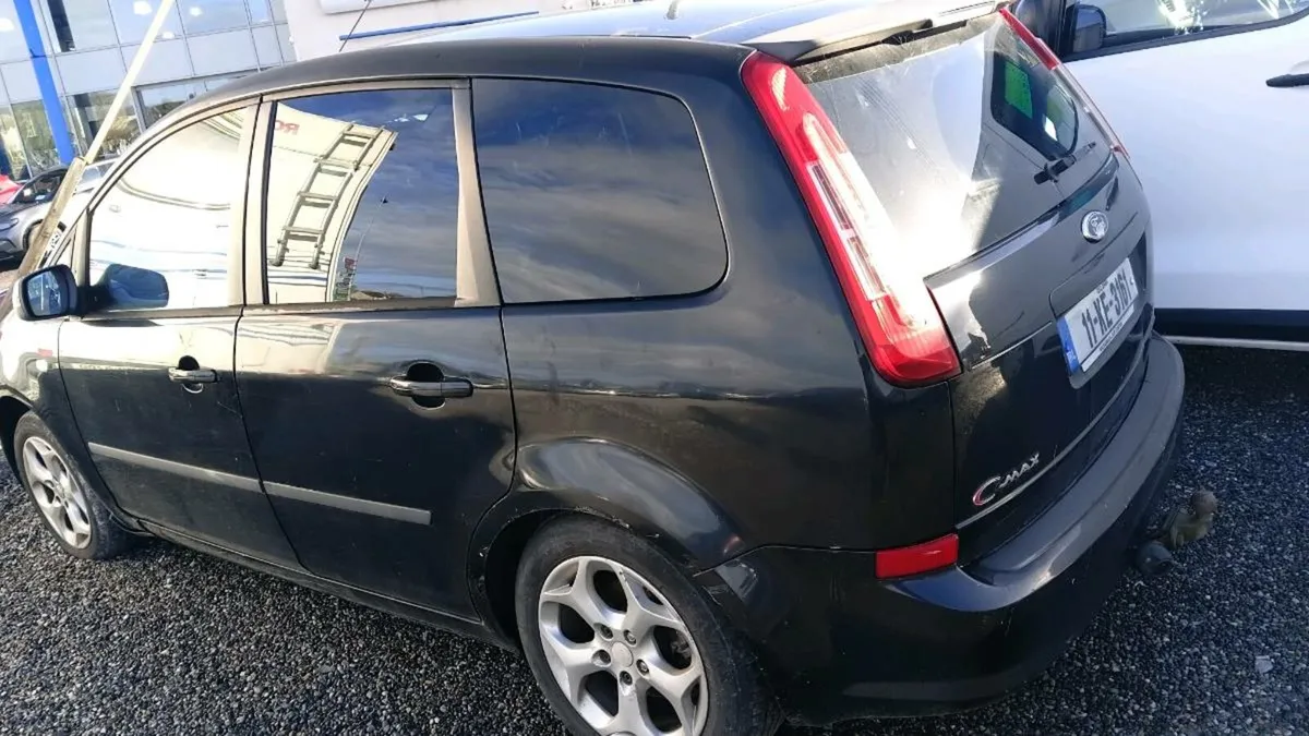 2011 ford focus - Image 1