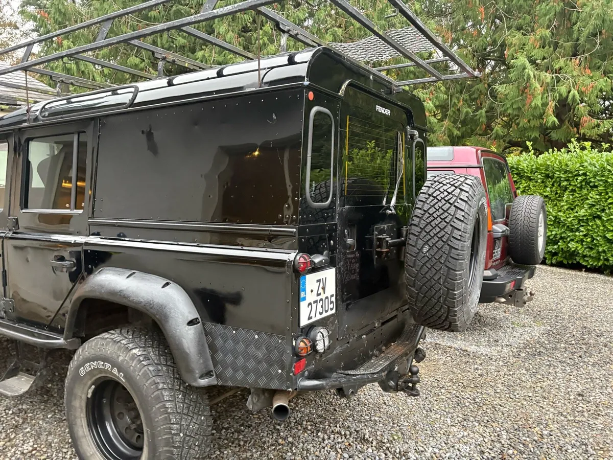 Landrover Defender 110 NCT exempt-Auto - Image 4