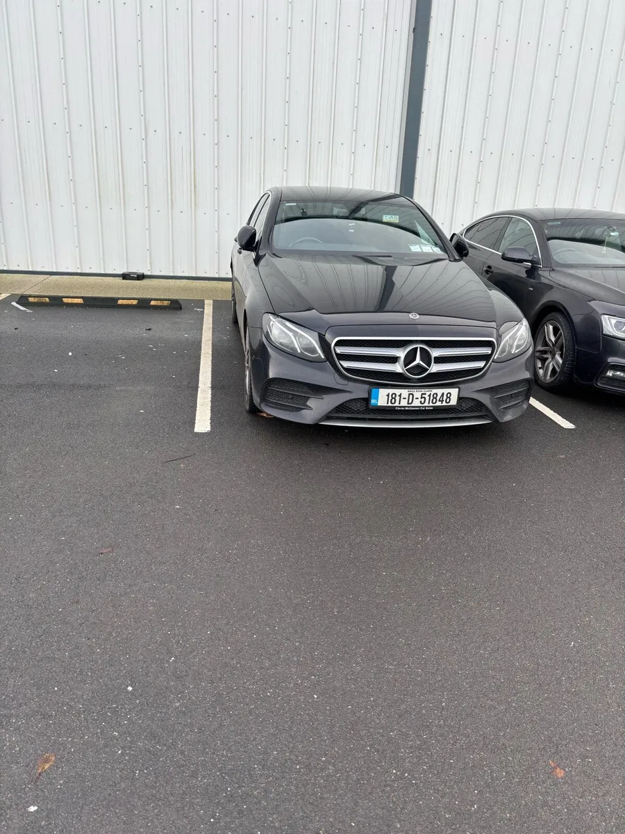 Mercedes e220 amg line - Image 1