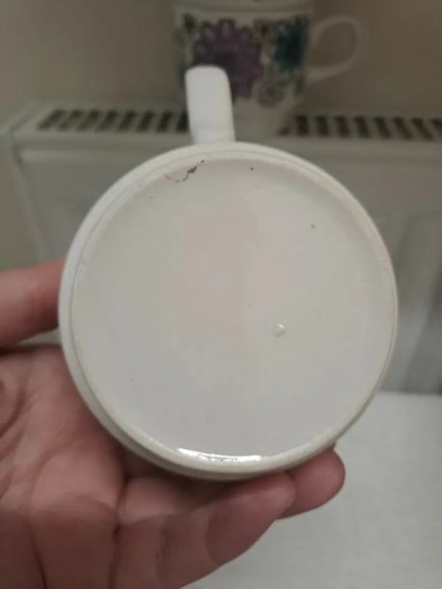 Vintage 4 stackable cups - Image 3