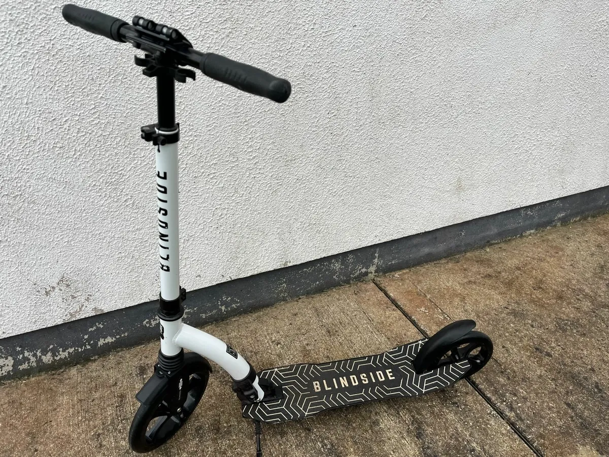 Scooter - Image 1