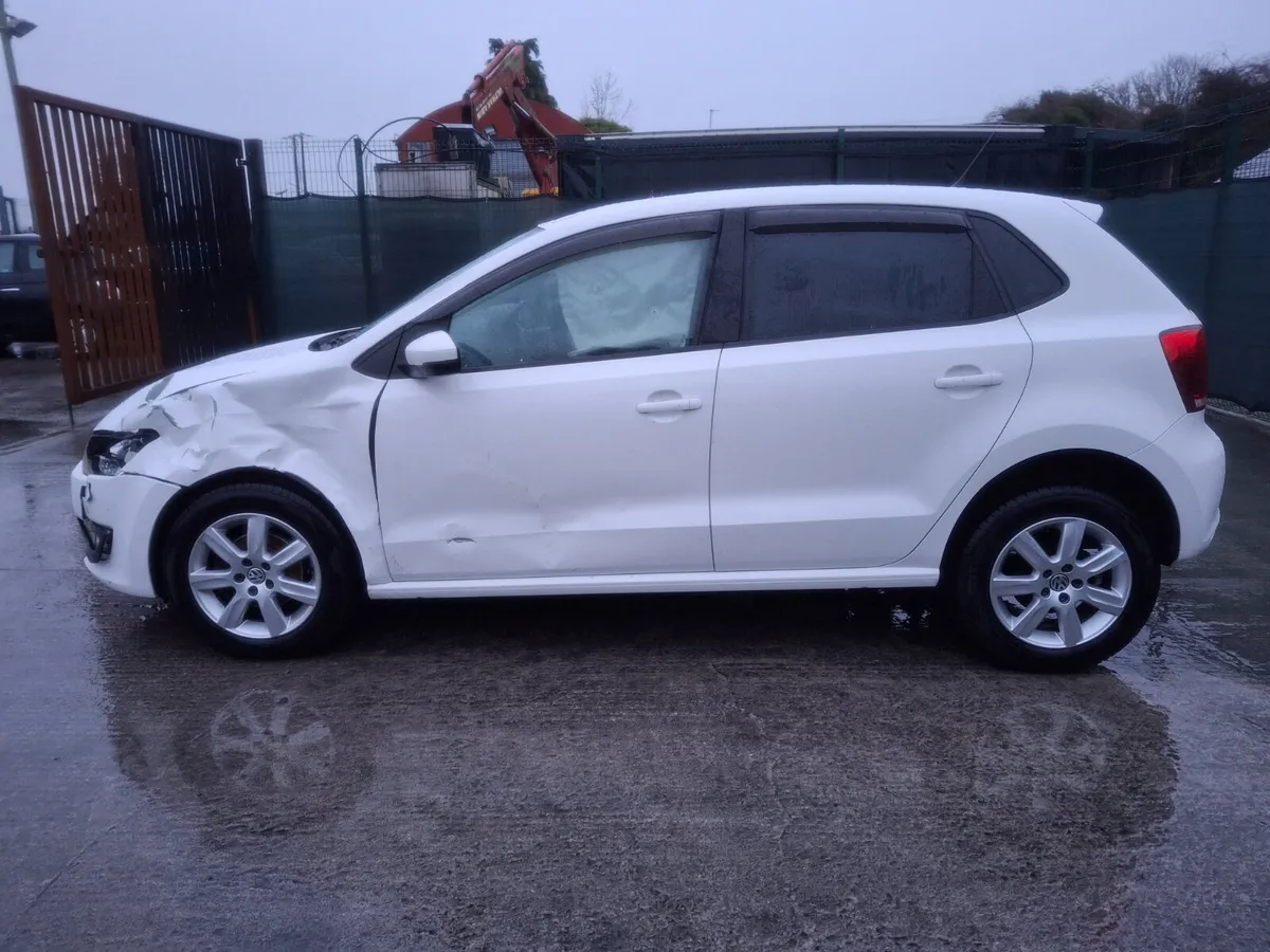 €500 OFF. 2013 Volkswagen Tsi Automatic - Image 3