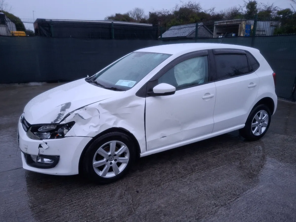 €500 OFF. 2013 Volkswagen Tsi Automatic - Image 2