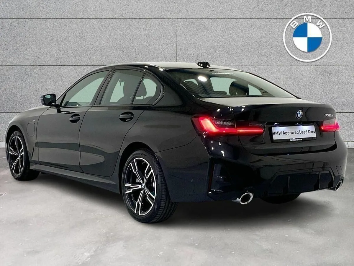 BMW 3-Series 330e M Sport Saloon - Image 3