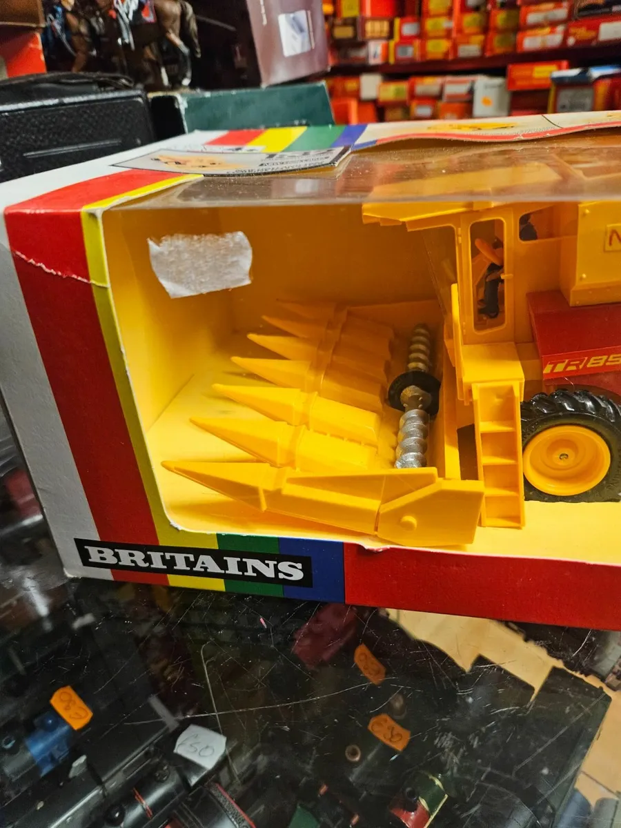 Britain's New Holland Combine Harvester - Image 3